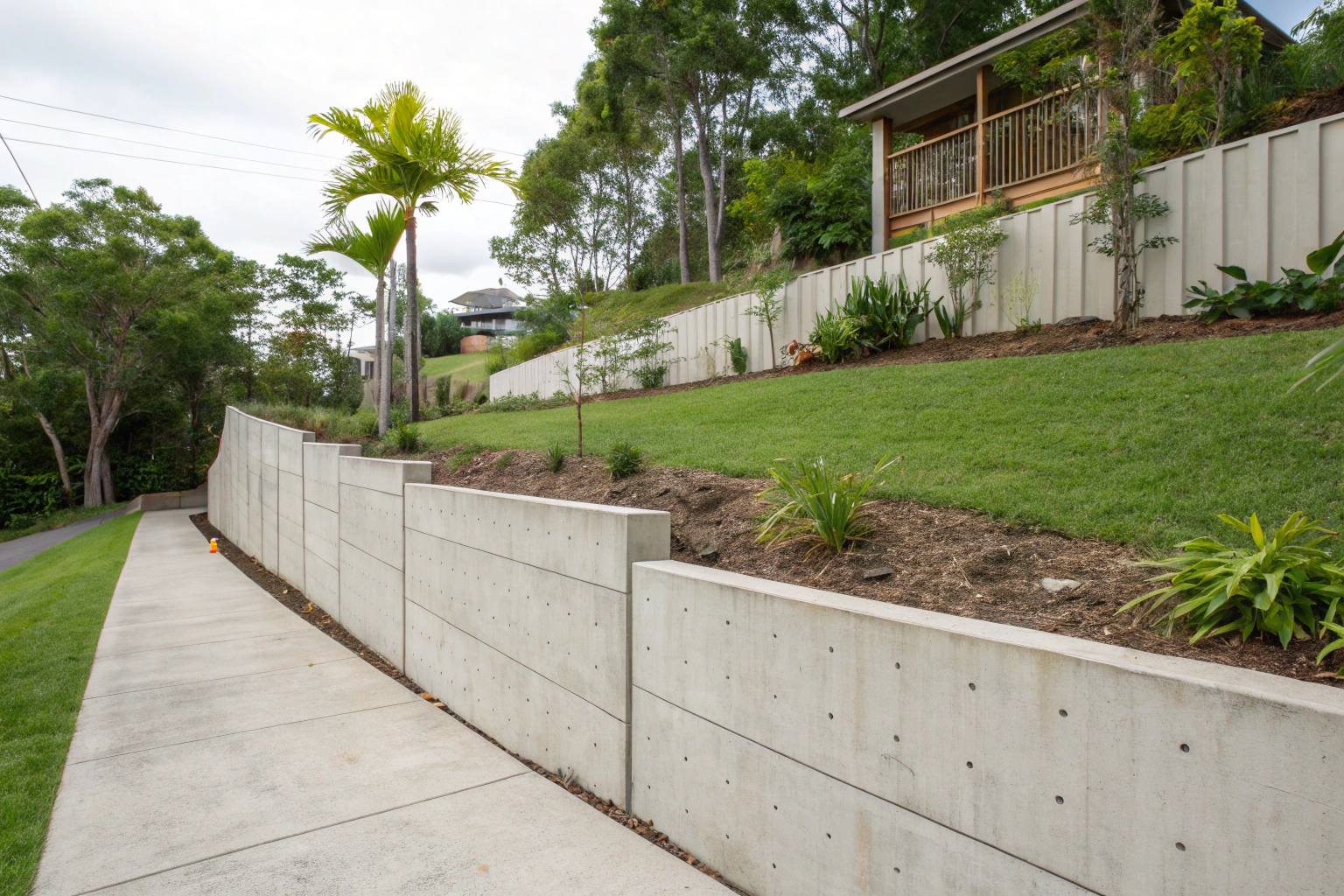 concrete-retaining-wall-construction-coffs-harbour Concrete retaining wall construction Coffs Harbour